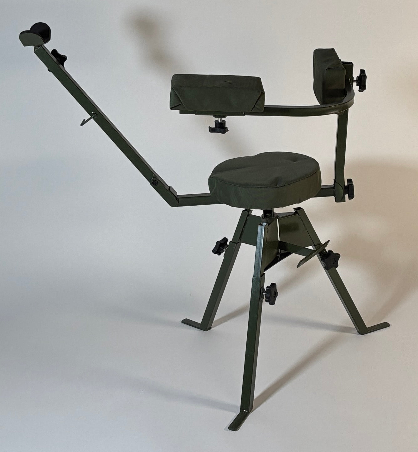 Jagdsitz mit Gewehrauflage