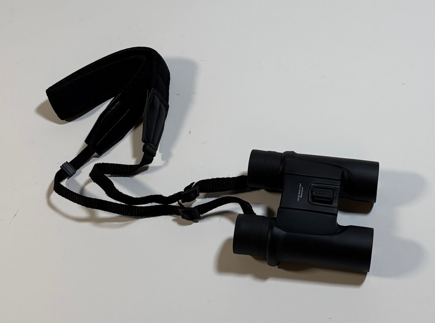 Fernglas 10x26 Mini Taschenformat 2025